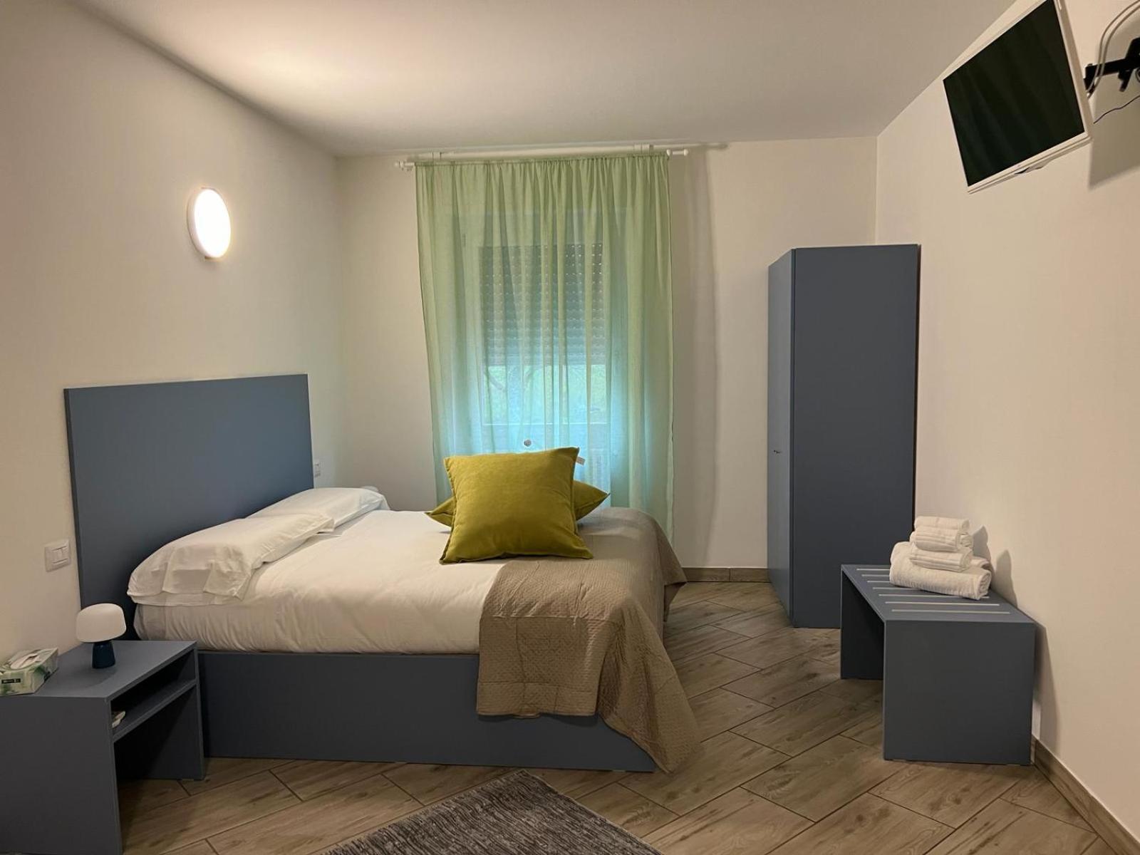 I Colli Del Garda Hotel Lonato Bagian luar foto
