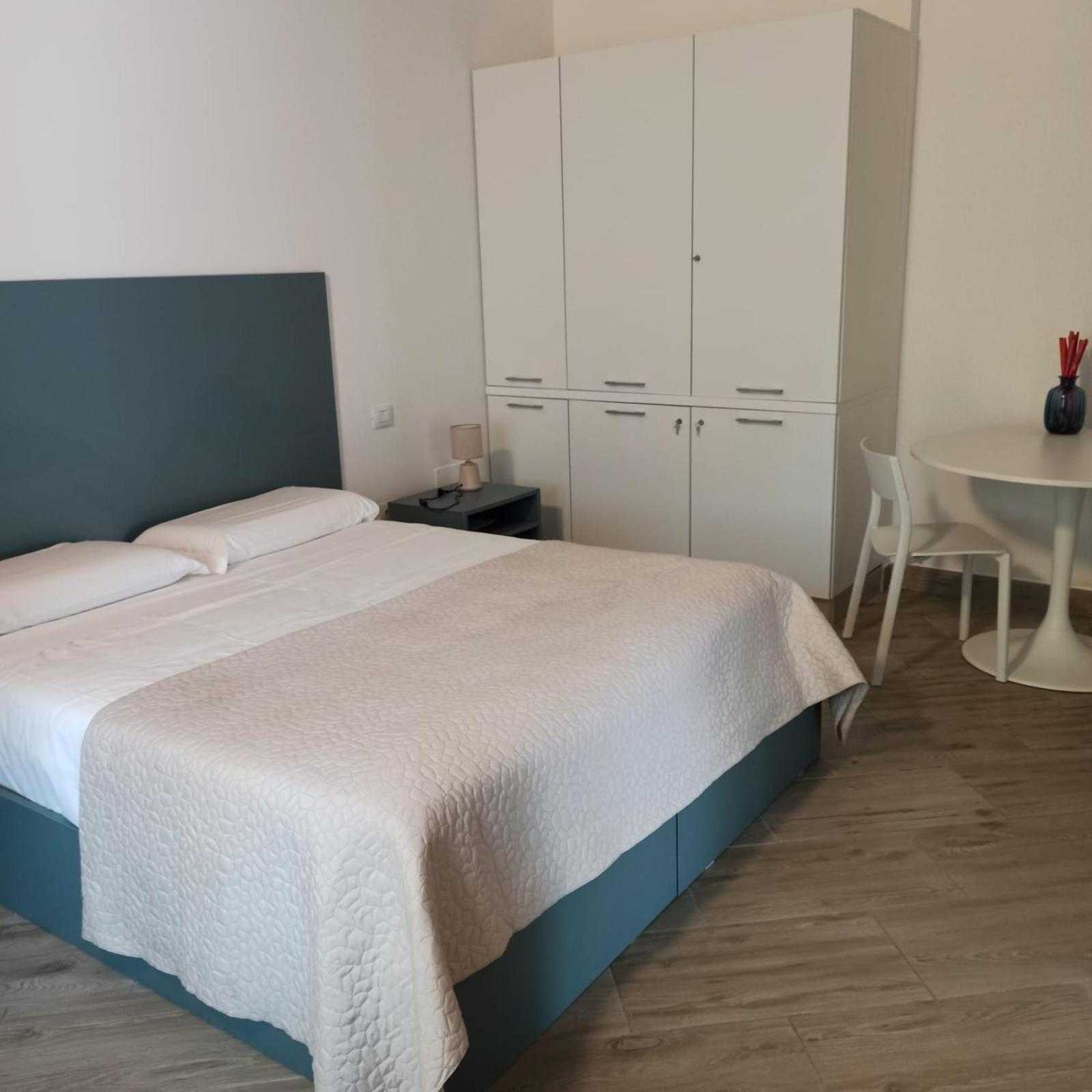 I Colli Del Garda Hotel Lonato Bagian luar foto